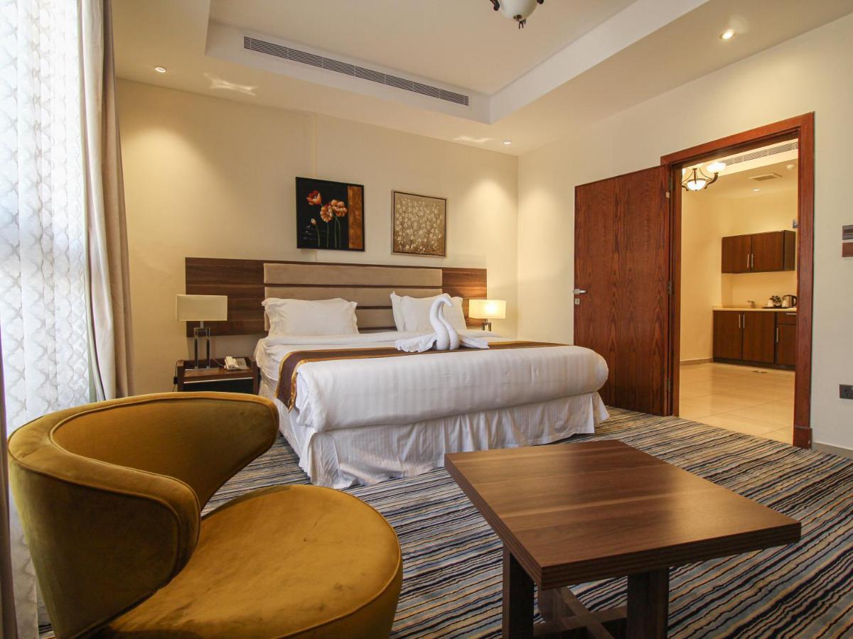 Friesian Hotel Suites ジェッダ エクステリア 写真