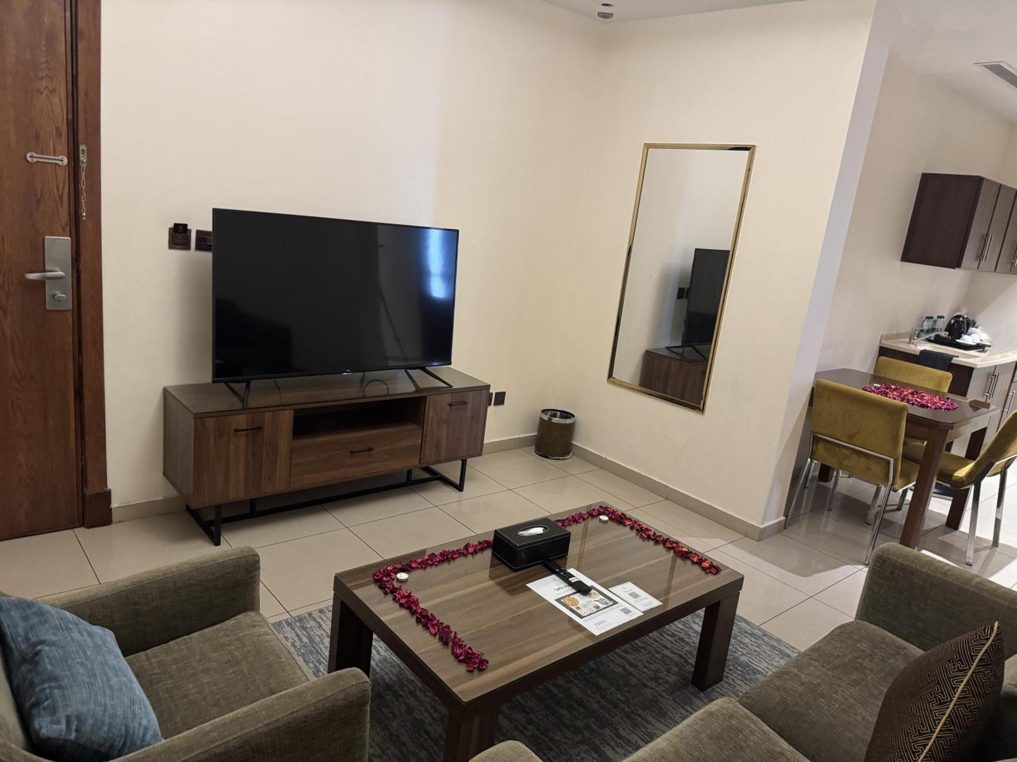 Friesian Hotel Suites ジェッダ エクステリア 写真