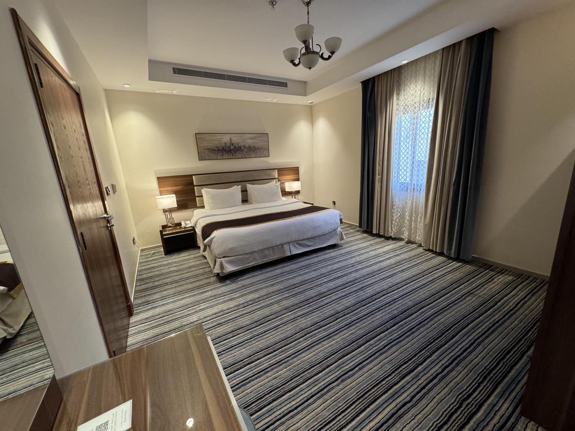 Friesian Hotel Suites ジェッダ エクステリア 写真